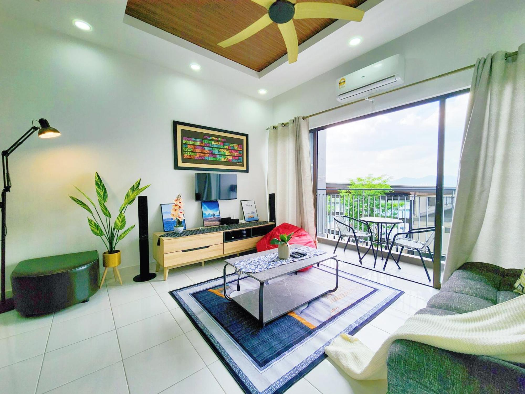 Klia Lili Residensi 5 Plus 2 Pax With Splendid Pool Nilai Zewnętrze zdjęcie
